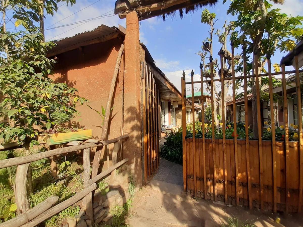 Lodge Du Chateau Гондер Екстериор снимка