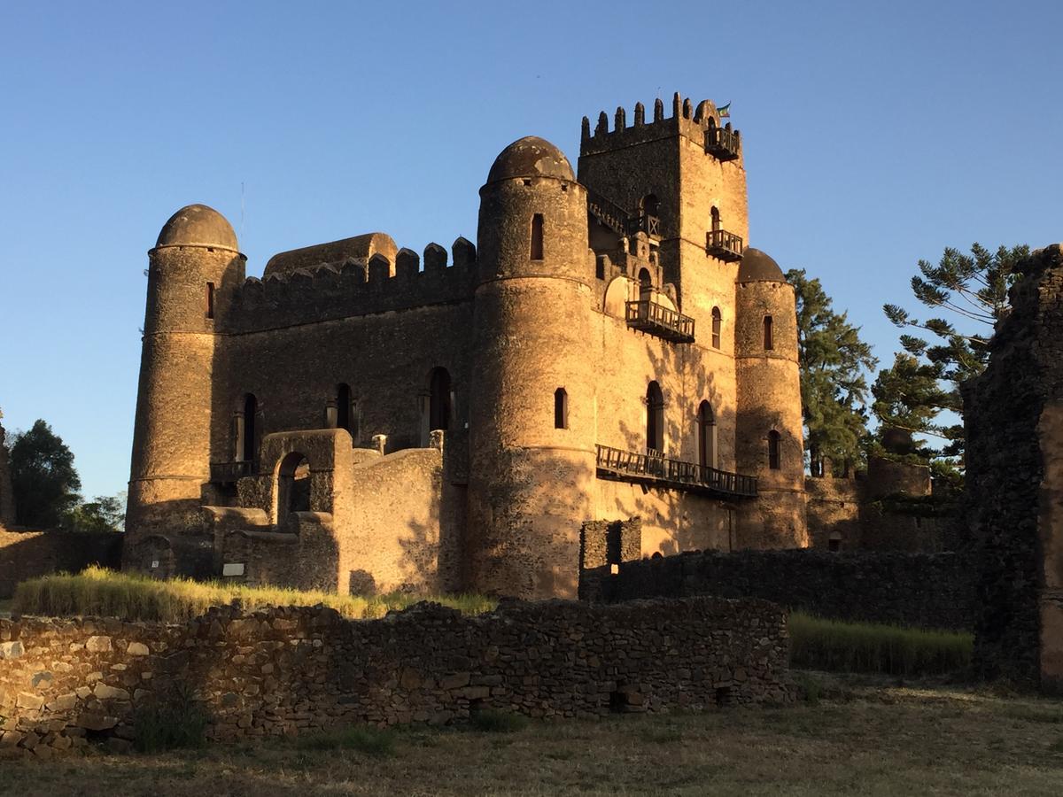 Lodge Du Chateau Гондер Екстериор снимка