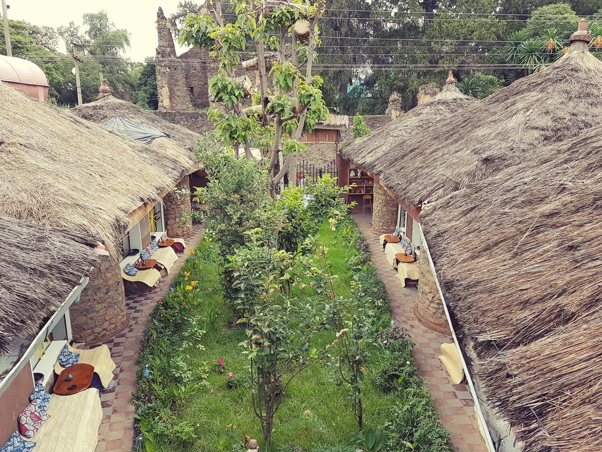 Lodge Du Chateau Гондер Екстериор снимка